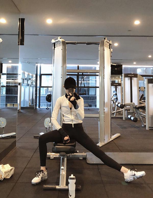 巴黎外围模特经纪人